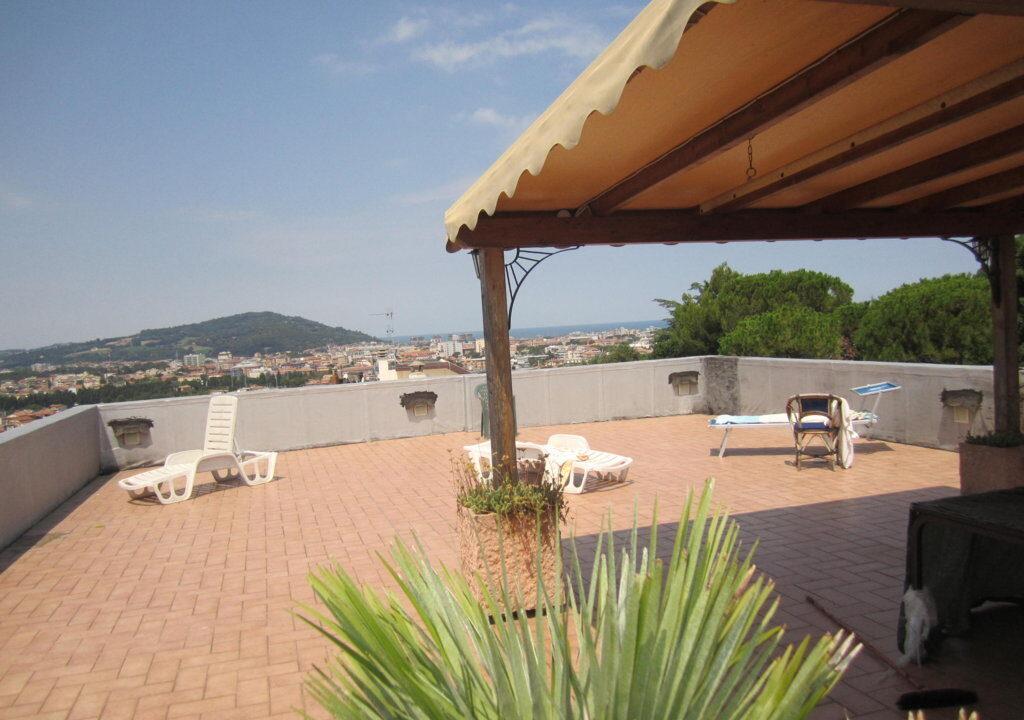 appartamento in vendita a Pesaro in zona Novilara