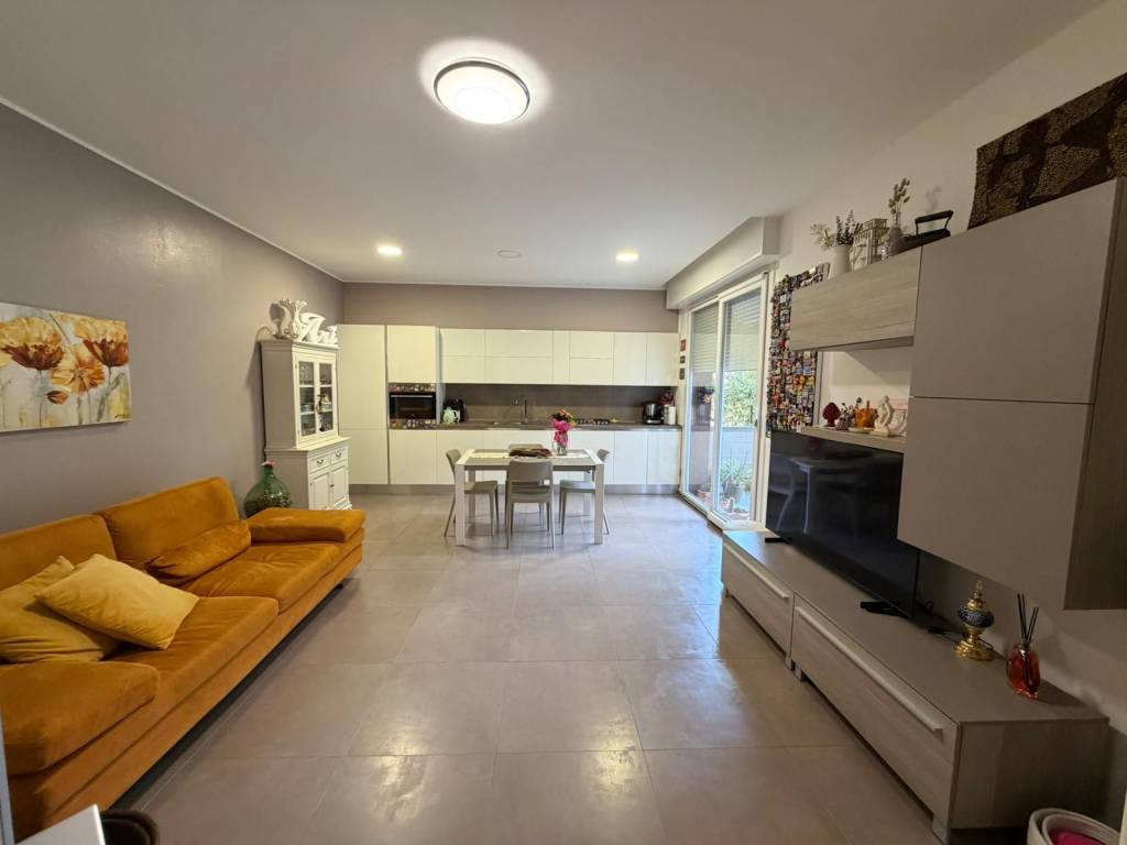 appartamento in vendita a Pesaro in zona Montegranaro