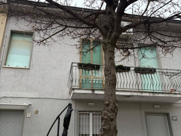 appartamento in vendita a Pesaro in zona Pantano