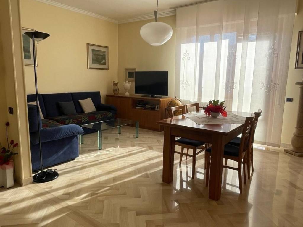 appartamento in vendita a Pesaro in zona Villa Fastiggi