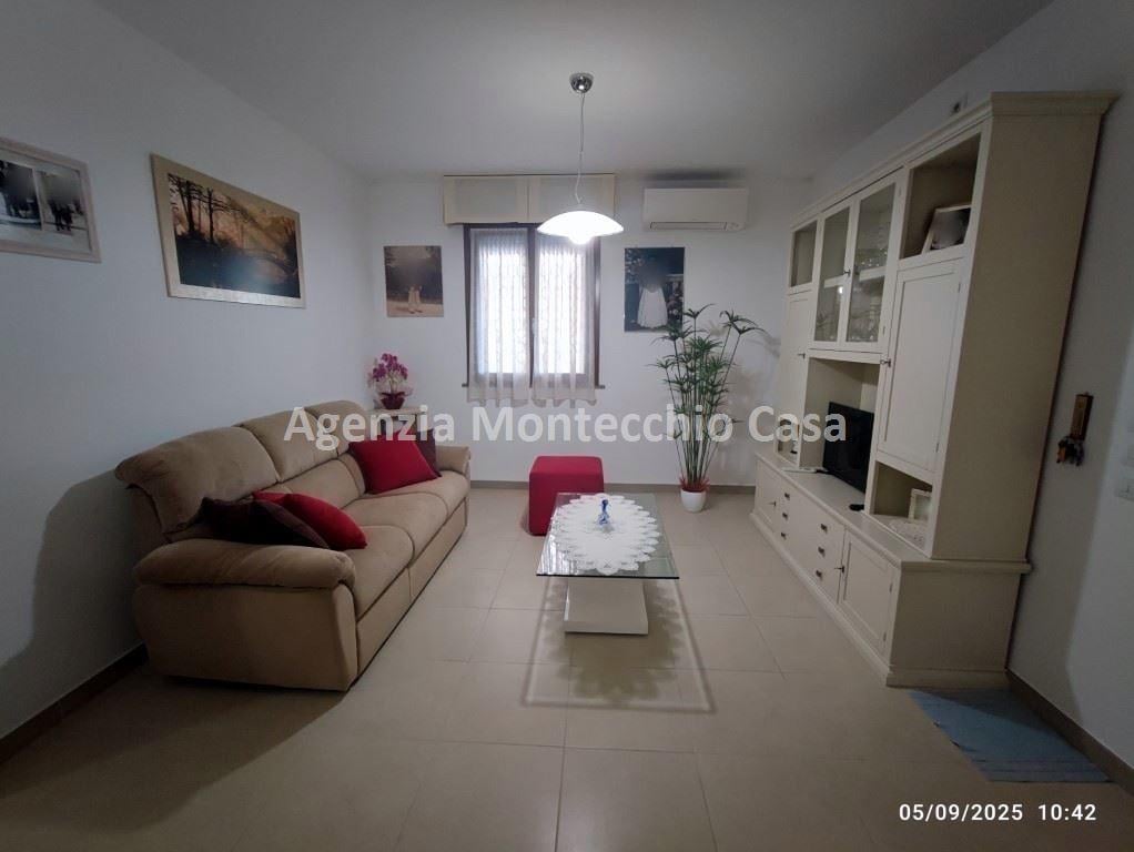 casa indipendente in vendita a Pesaro in zona Borgo Santa Maria