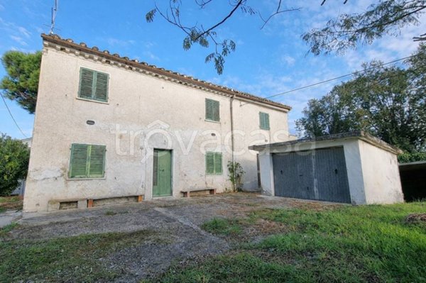 casa indipendente in vendita a Pesaro in zona Trebbiantico