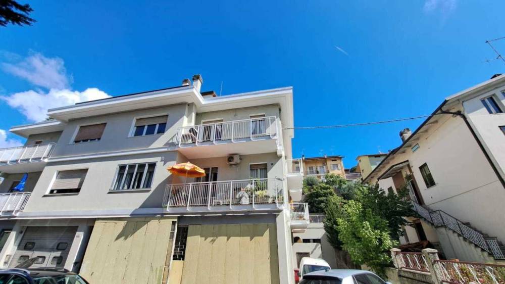 appartamento in vendita a Pesaro in zona San Bartolo