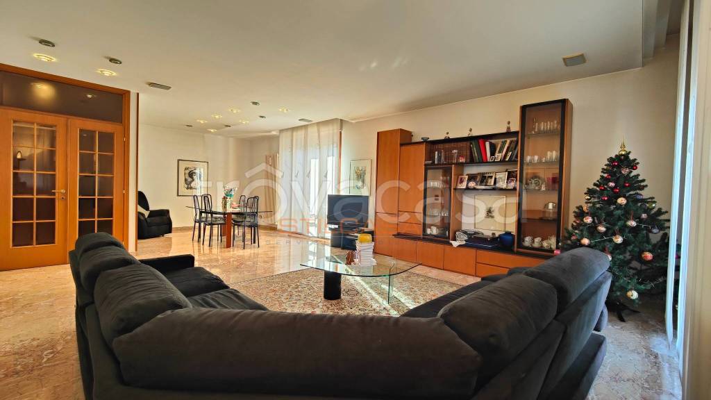 appartamento in vendita a Pesaro in zona Novilara