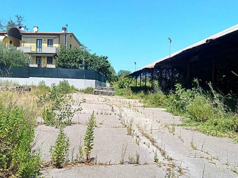 ufficio in vendita a Pesaro