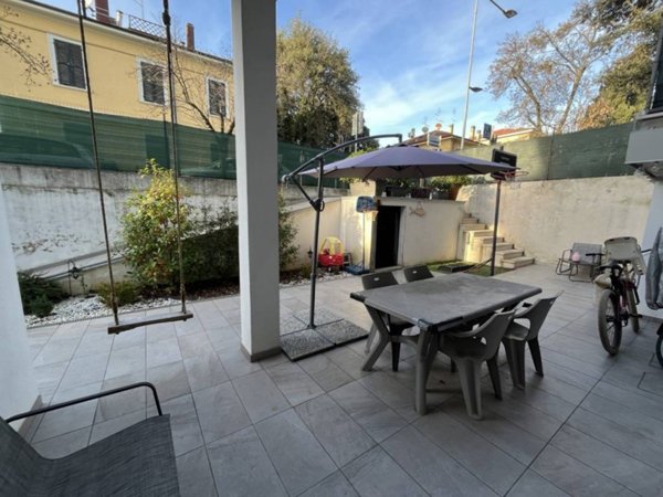 appartamento in vendita a Pesaro in zona Mare