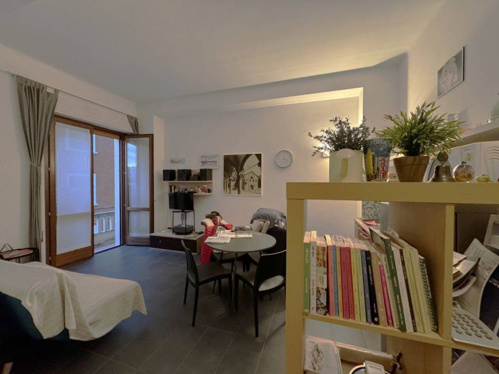 appartamento in vendita a Pesaro in zona Centro Città