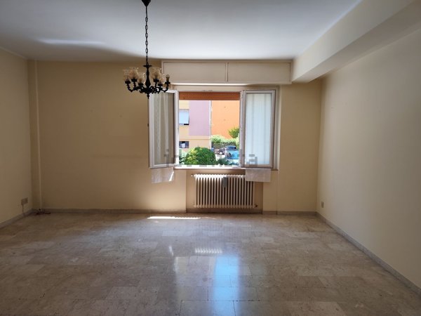 appartamento in vendita a Pesaro in zona Centro Città