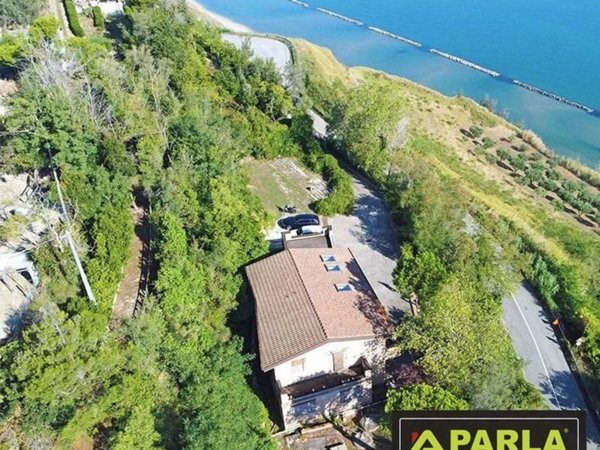 casa indipendente in vendita a Pesaro in zona San Bartolo