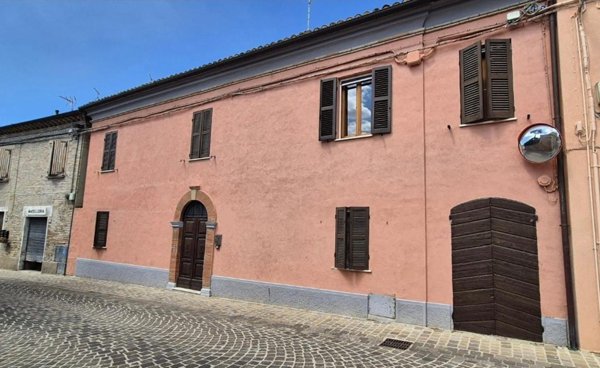 casa indipendente in vendita a Pesaro in zona Candelara