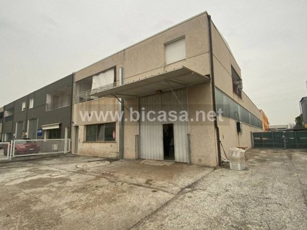 casa indipendente in vendita a Pesaro in zona Villa Fastiggi