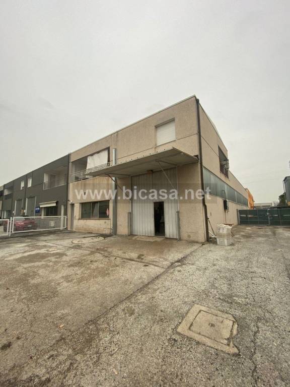 casa indipendente in vendita a Pesaro in zona Villa Fastiggi