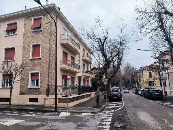 appartamento in vendita a Pesaro in zona Mare