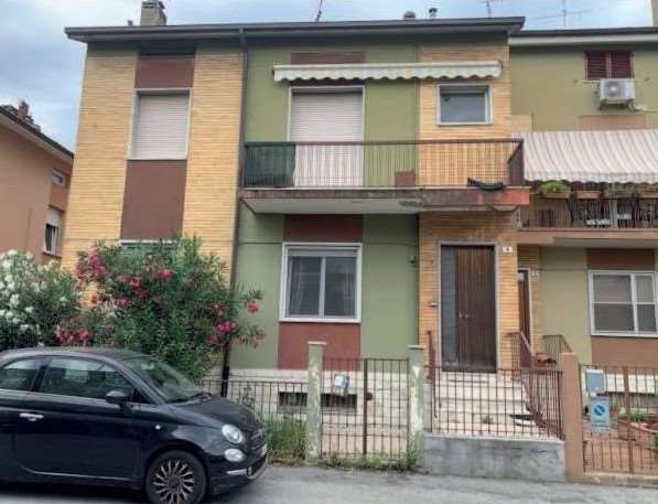 appartamento in vendita a Pesaro in zona Pantano