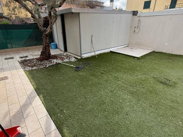 casa indipendente in vendita a Pesaro in zona Soria
