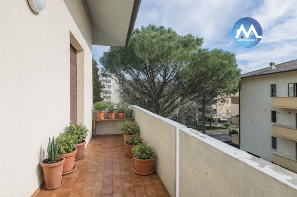 appartamento in vendita a Pesaro in zona Mare