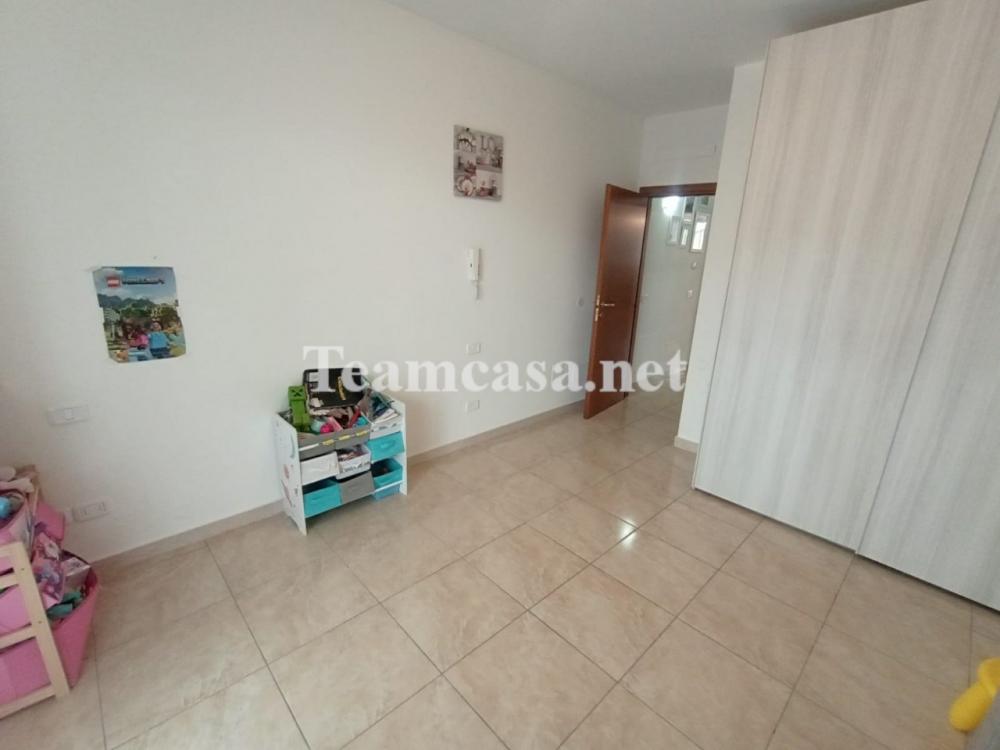 appartamento in vendita a Pesaro in zona Trebbiantico