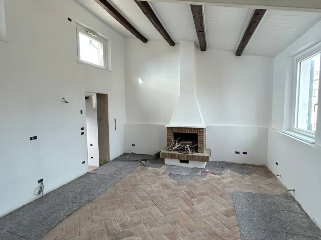 appartamento in vendita a Pesaro in zona Centro Città