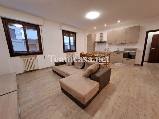 appartamento in vendita a Pesaro in zona Centro Città