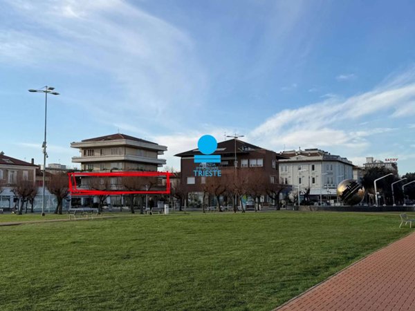 appartamento in vendita a Pesaro in zona Mare