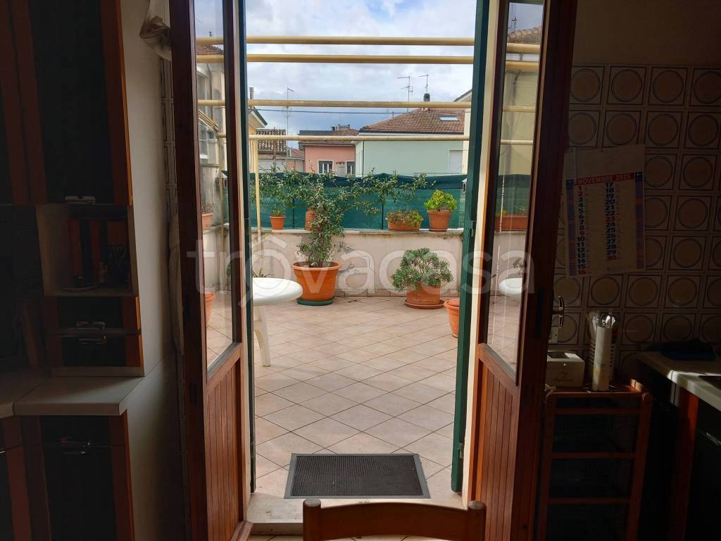 appartamento in vendita a Pesaro in zona Loreto