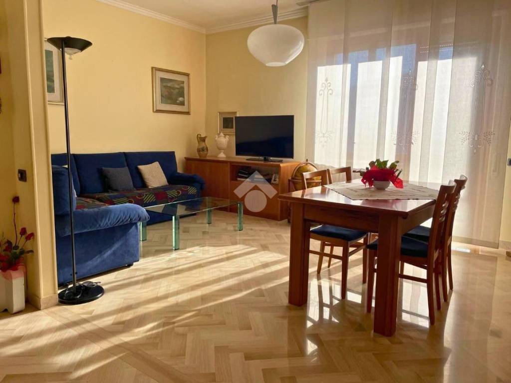 appartamento in vendita a Pesaro in zona Villa Fastiggi