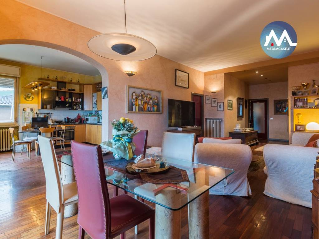 appartamento in vendita a Pesaro in zona Montegranaro