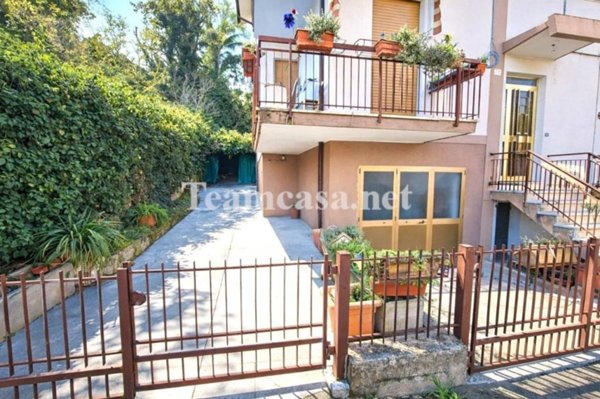 appartamento in vendita a Pesaro in zona Muraglia