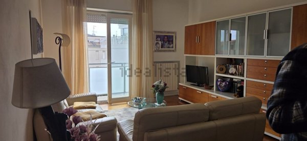 appartamento in vendita a Pesaro in zona Baia Flaminia