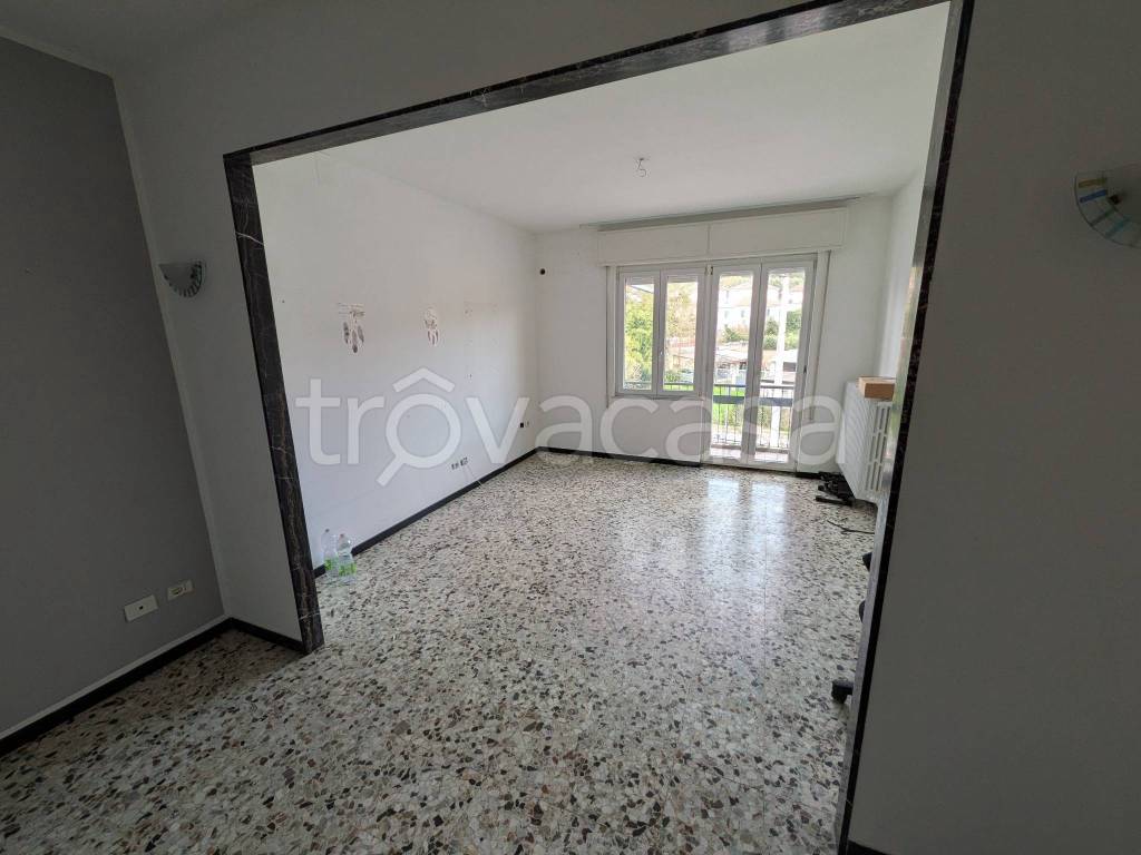 appartamento in vendita a Pesaro in zona Fabbrecce