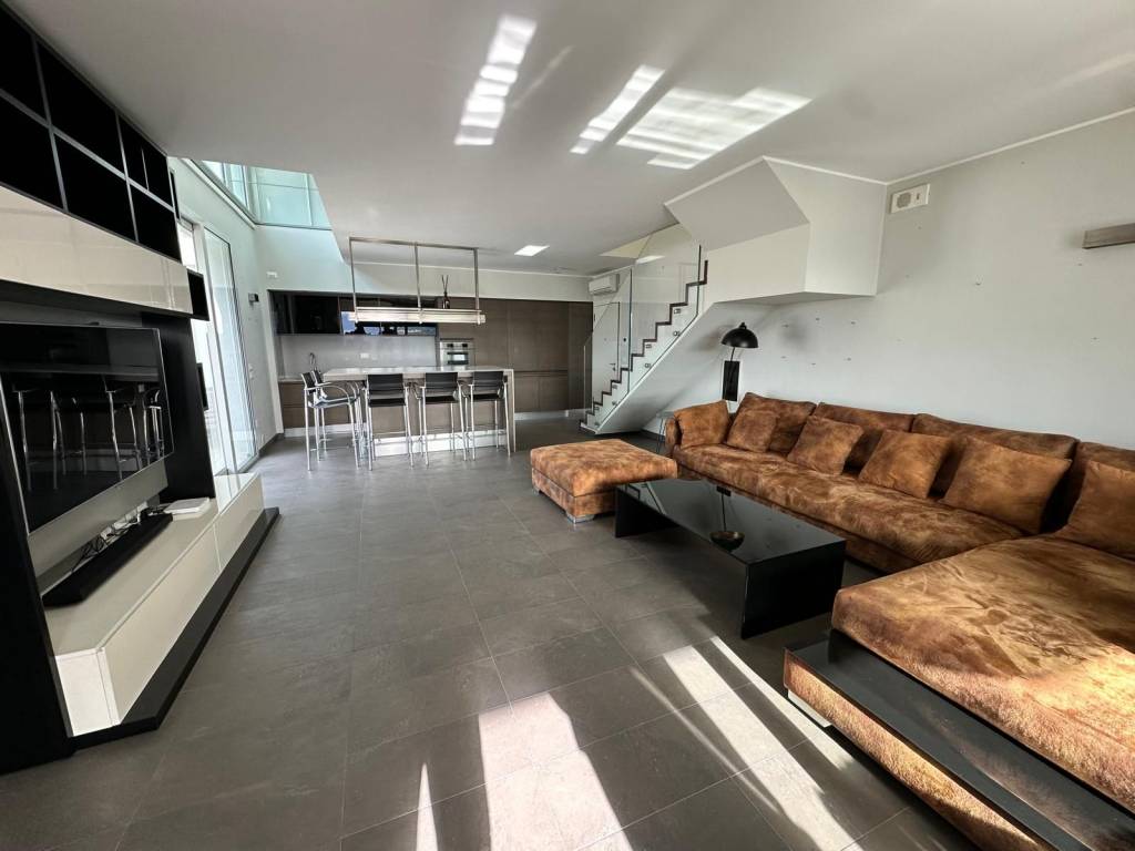 appartamento in vendita a Pesaro in zona Soria