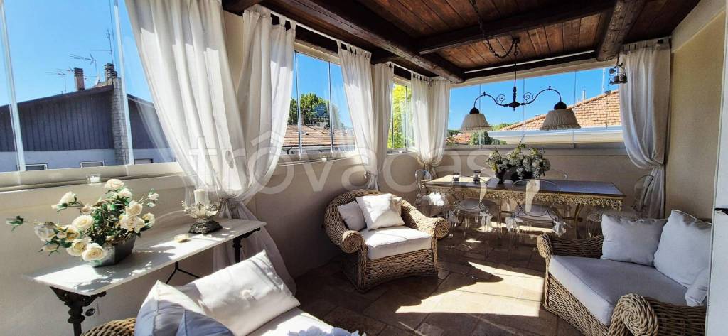 casa indipendente in vendita a Pesaro in zona Pantano