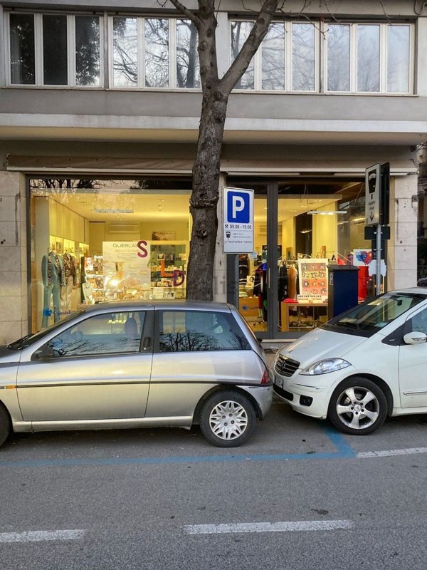 casa indipendente in vendita a Pesaro