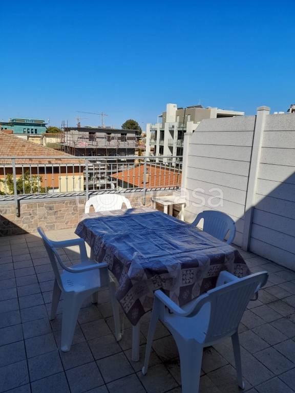 appartamento in vendita a Pesaro in zona Baia Flaminia