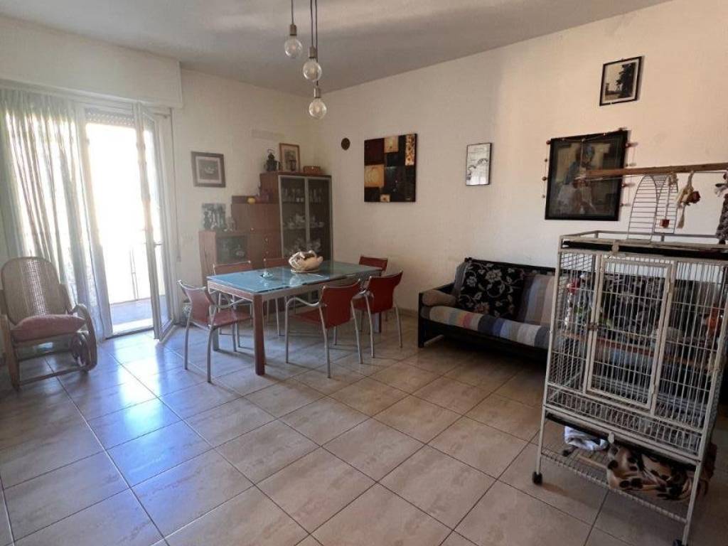 appartamento in vendita a Pesaro in zona Mare