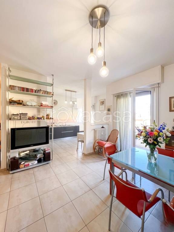 appartamento in vendita a Pesaro in zona Mare