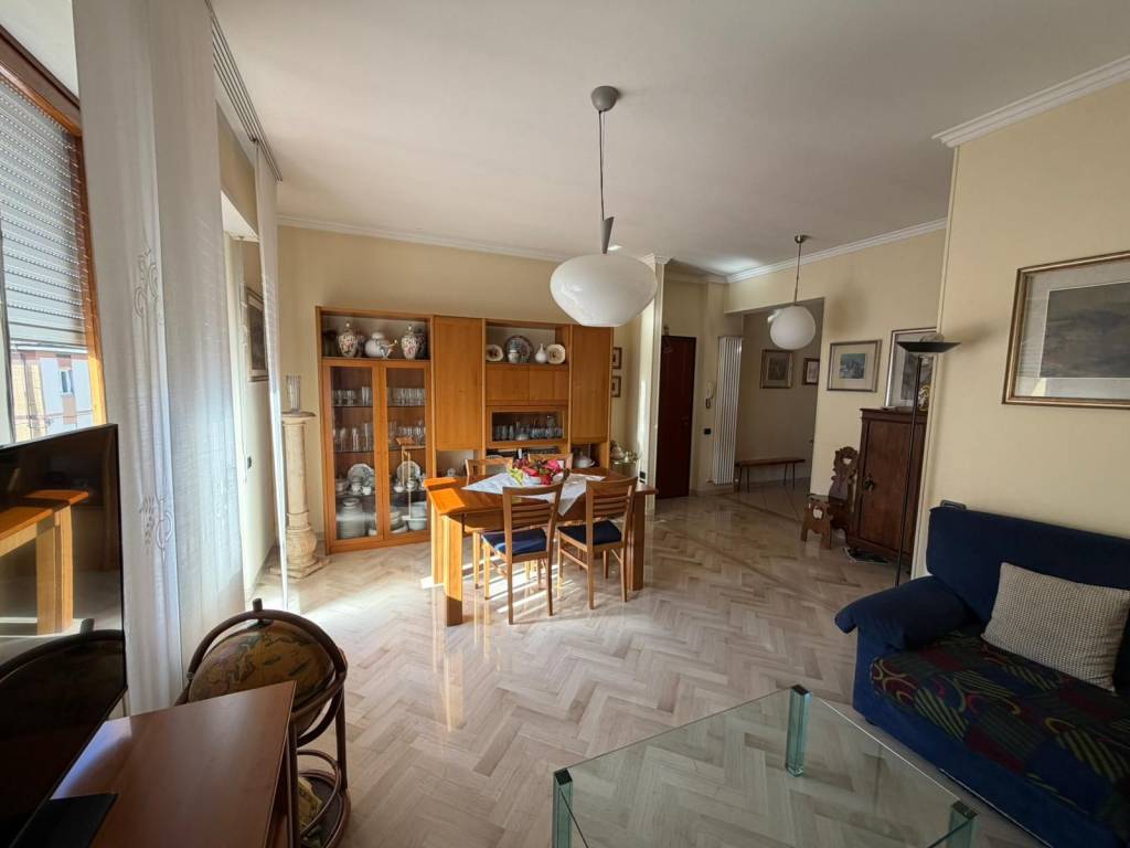 appartamento in vendita a Pesaro in zona Villa Fastiggi