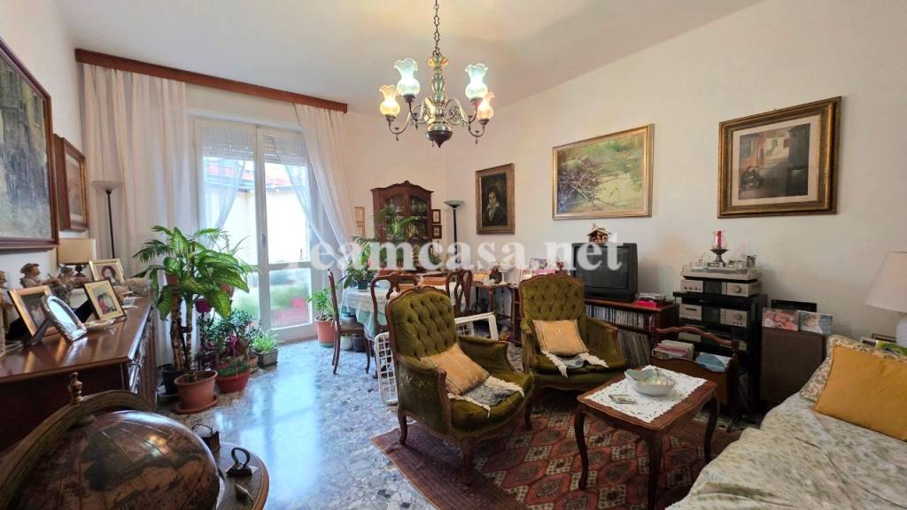 appartamento in vendita a Pesaro in zona Centro Città