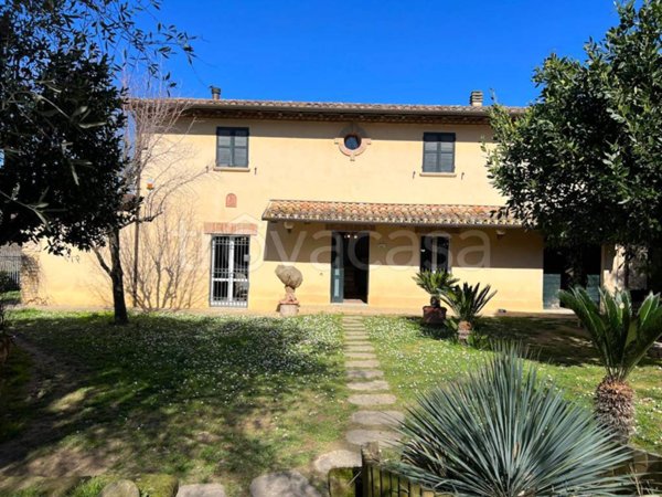 casa indipendente in vendita a Pesaro in zona San Bartolo