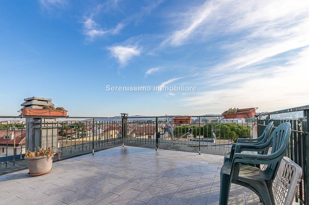 appartamento in vendita a Pesaro in zona Pantano