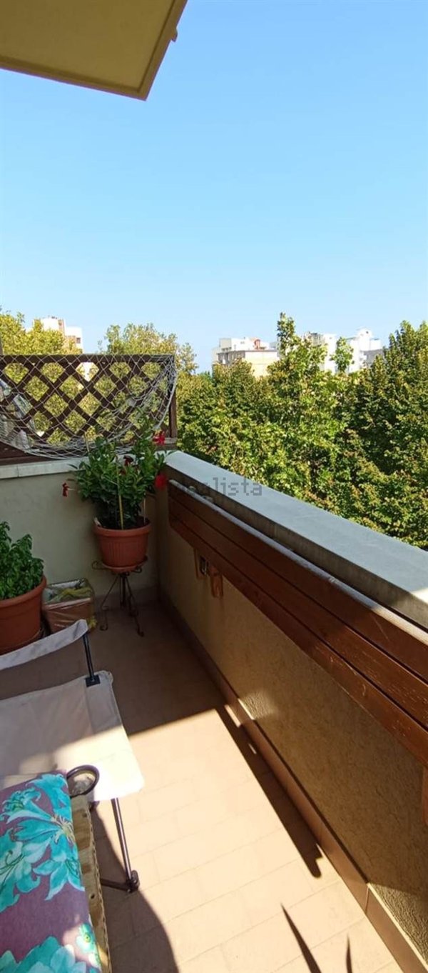 appartamento in vendita a Pesaro in zona Mare