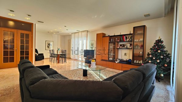 appartamento in vendita a Pesaro in zona Pantano