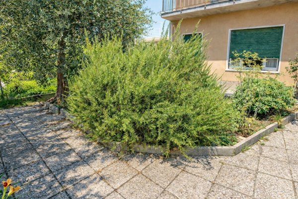 appartamento in vendita a Pesaro in zona Centro Città