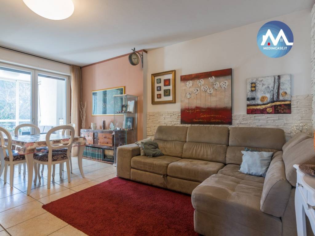 casa indipendente in vendita a Pesaro in zona Mare