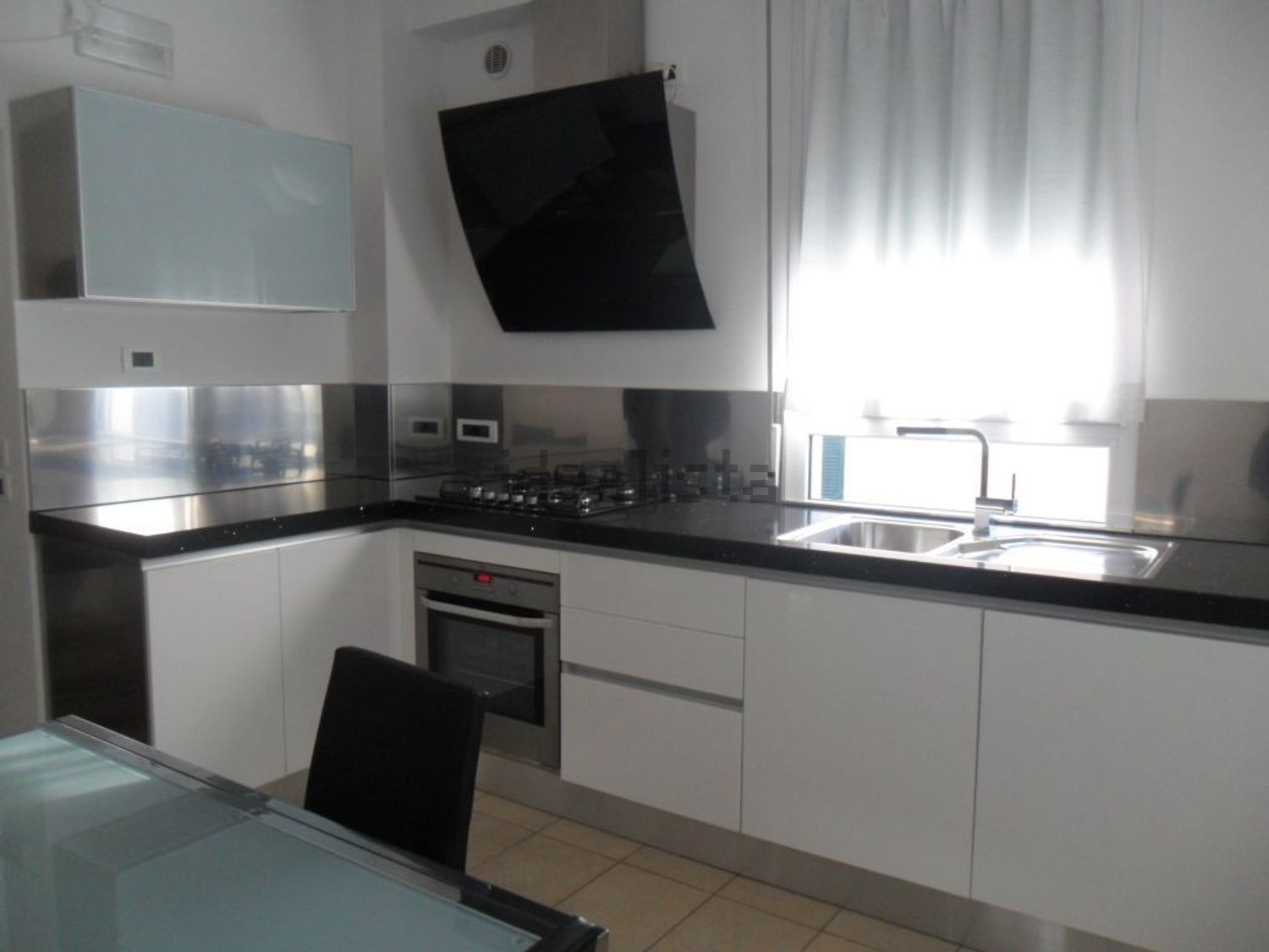 appartamento in vendita a Pesaro in zona Mare