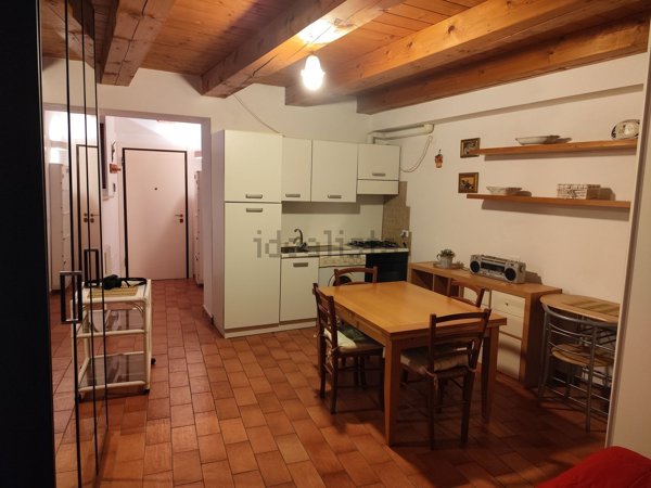 appartamento in vendita a Pesaro in zona Centro Città