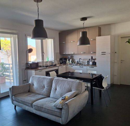 appartamento in vendita a Pesaro in zona Muraglia