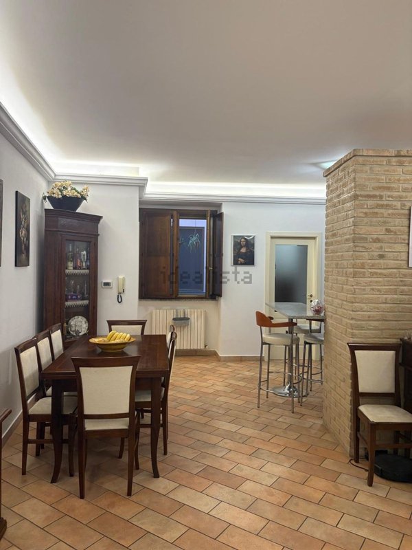 appartamento in vendita a Pesaro in zona Centro Città