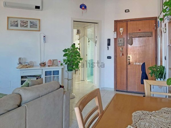 appartamento in vendita a Pesaro in zona Mare