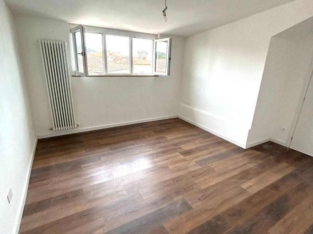 appartamento in vendita a Pesaro in zona Porto